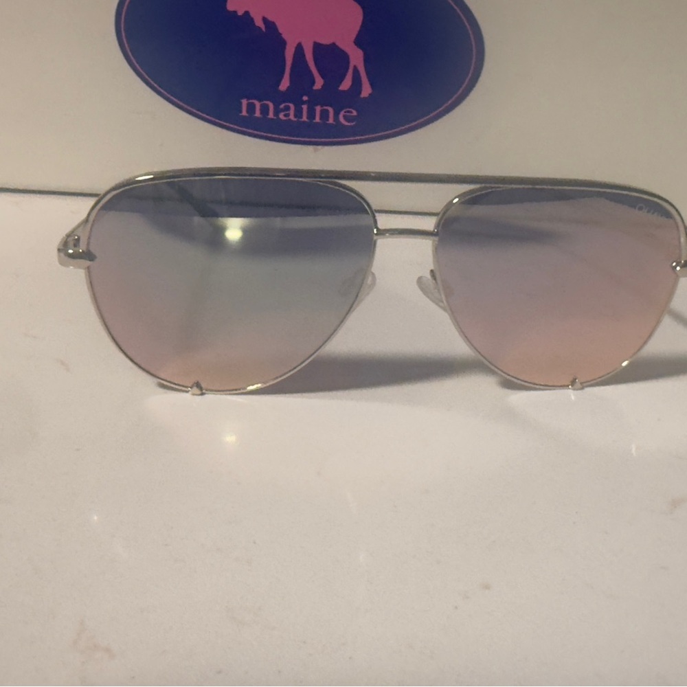 Quay Australia Gold Gradient Sunglasses High Key 126 New ! - Picture 2 of 2